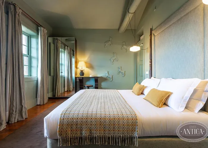 Guest house Casa Antiga 4*