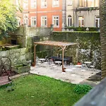Guest house Casa Antiga 4*