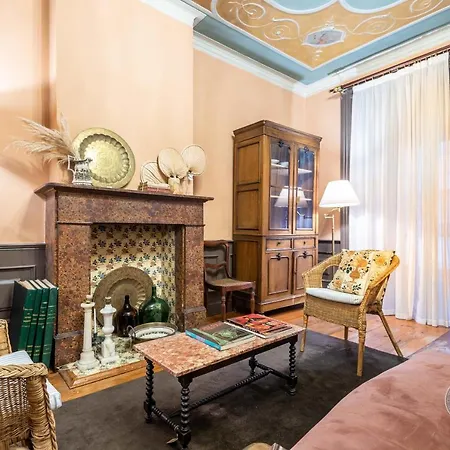 Konukevi Casa Antiga 4*